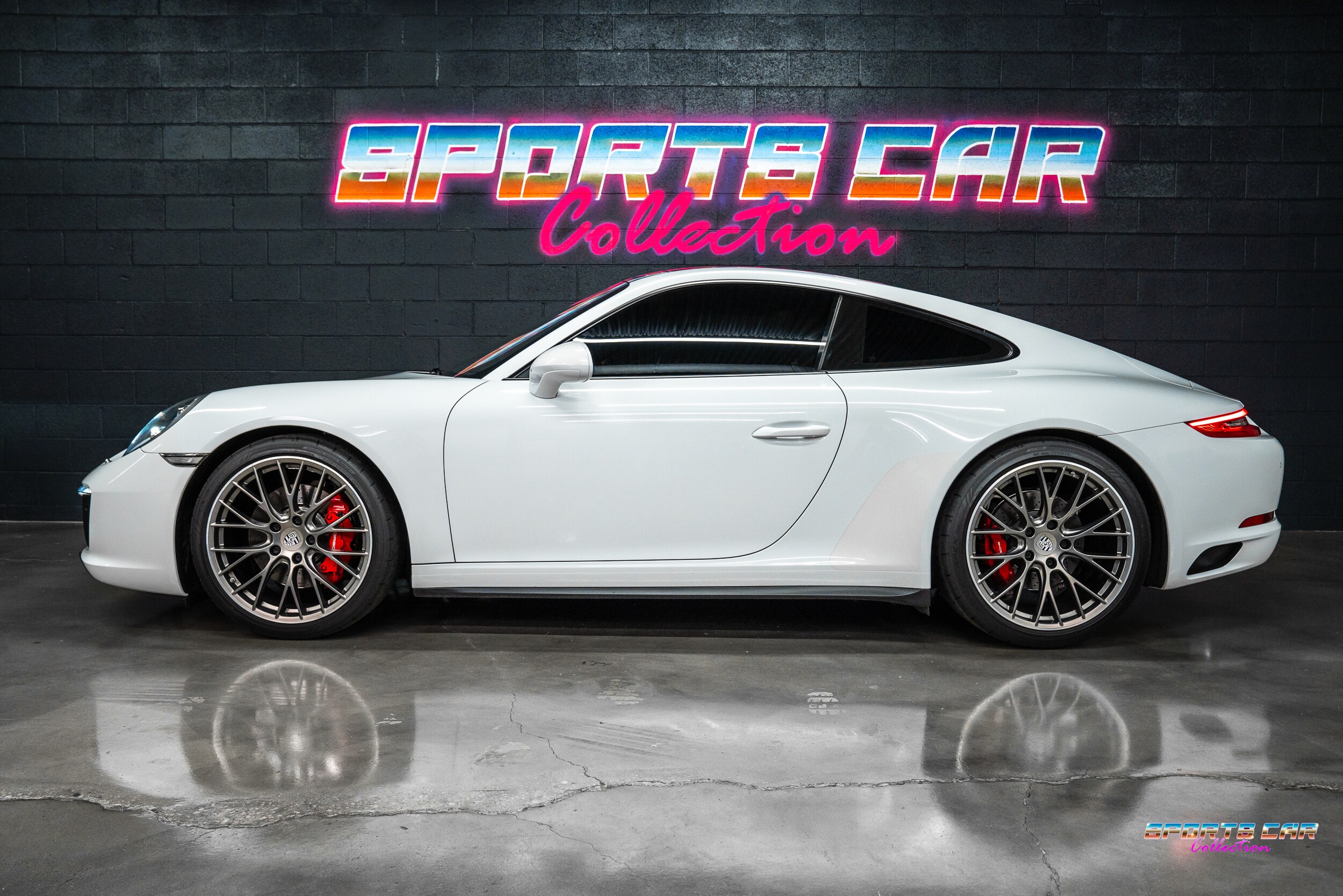 2017 Porsche 911 4S photo 2