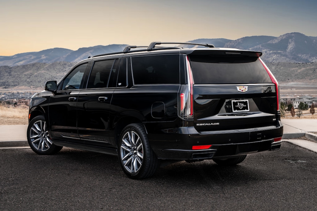 Used 2022 Cadillac Escalade ESV 4WD Sport Platinum SUV