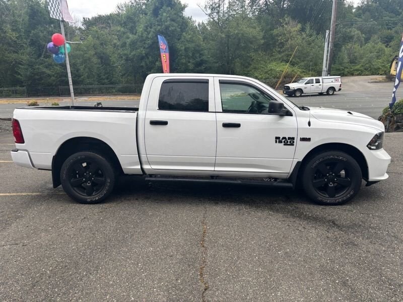 2019 Ram 1500 Classic Express photo 3