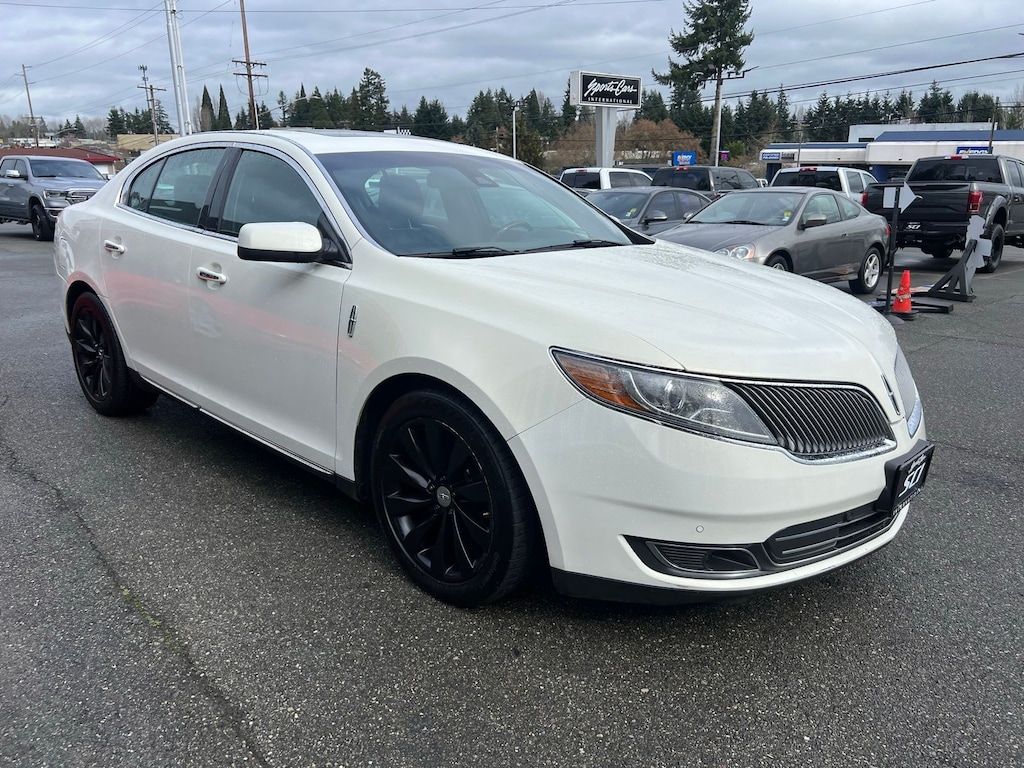 2013 Lincoln MKS Base photo 4