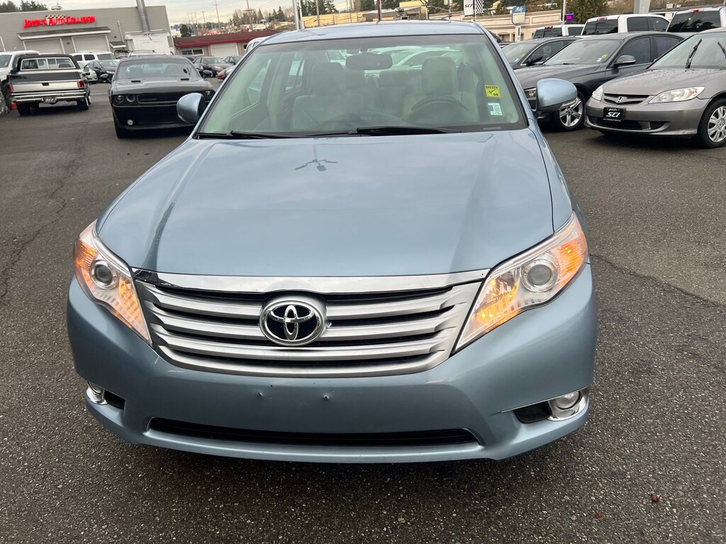 2012 Toyota Avalon Base photo 3