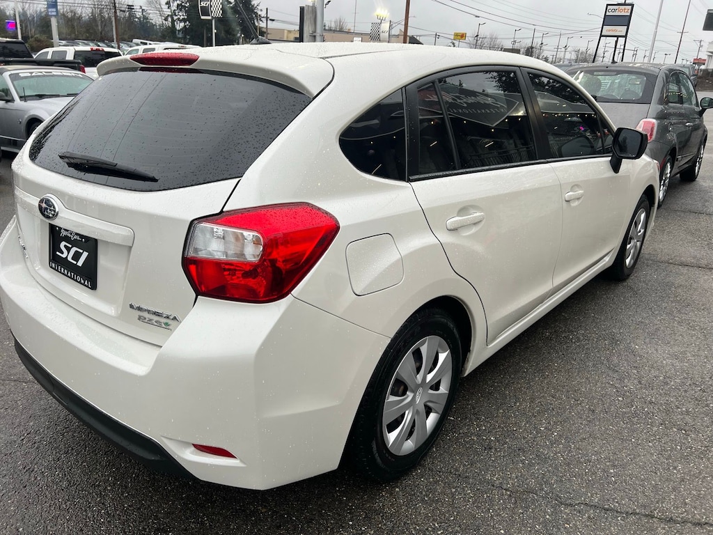2012 Subaru Impreza Base photo 2