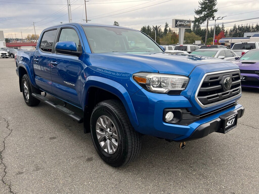2018 Toyota Tacoma SR5 TRD Pro Sport photo 2