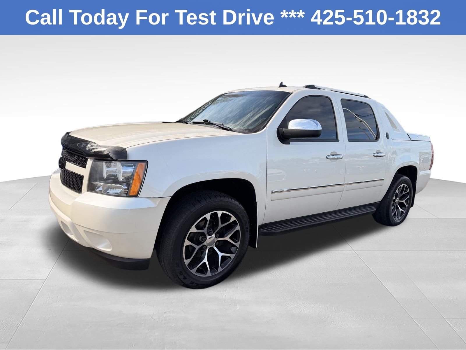 2013 Chevrolet Avalanche 4WD Avalanche LTZ's photo