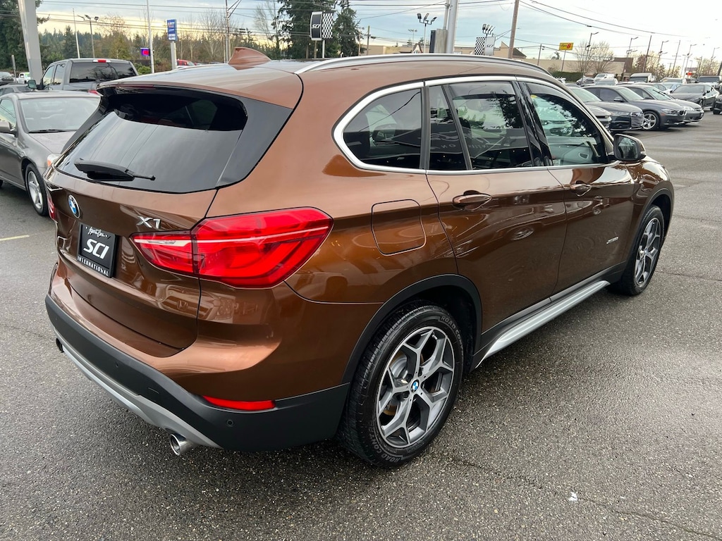 2017 Bmw X1 XDrive28i photo 2