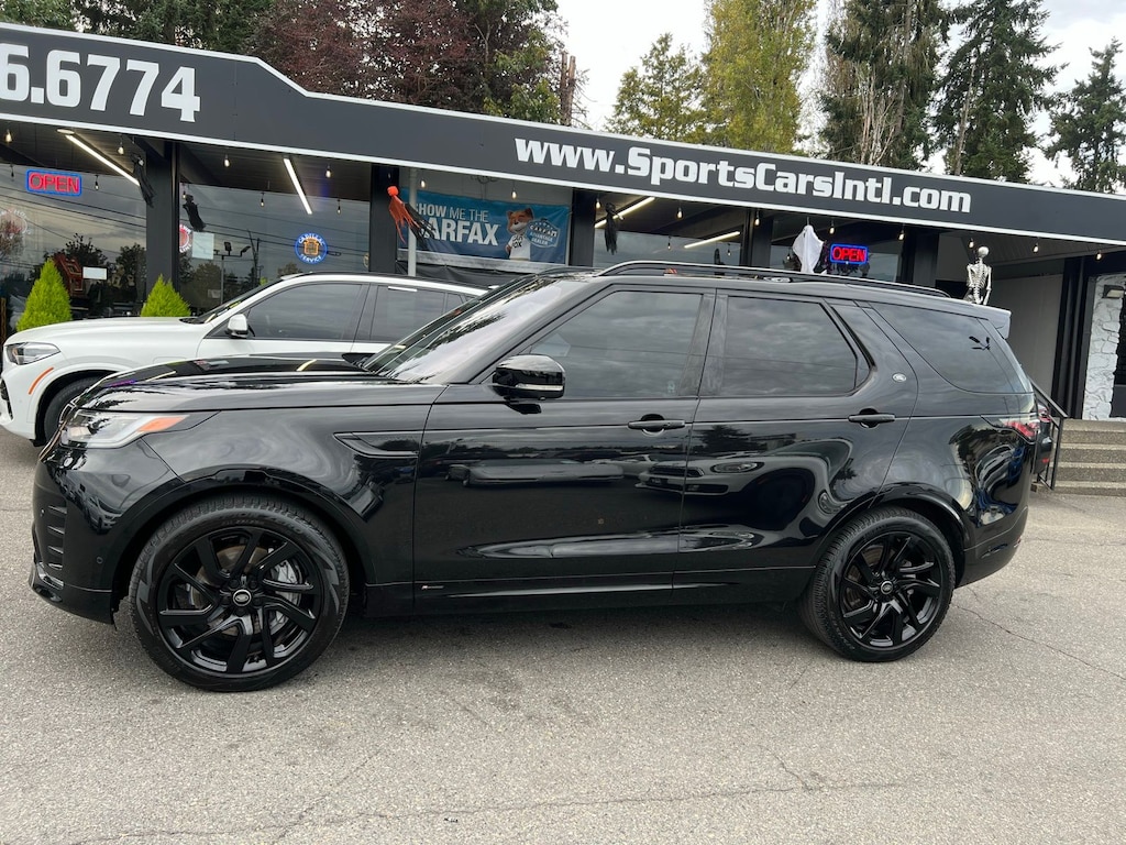 2021 Land Rover Discovery S R-Dynamic photo 2