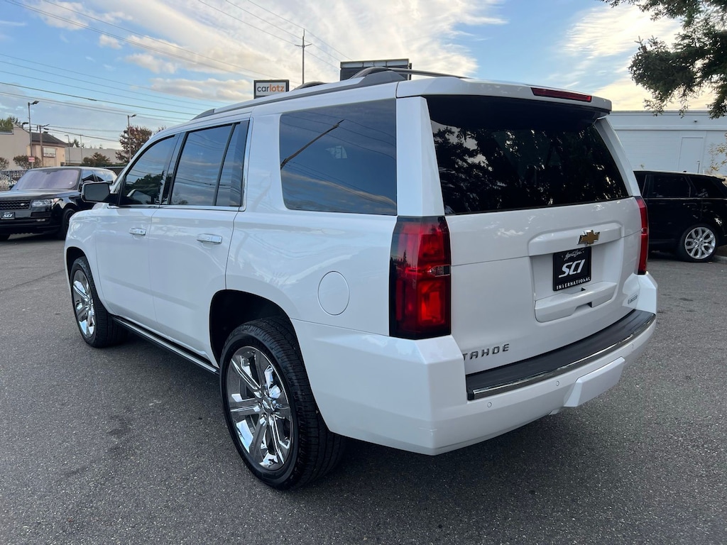2017 Chevrolet Tahoe Premier photo 4