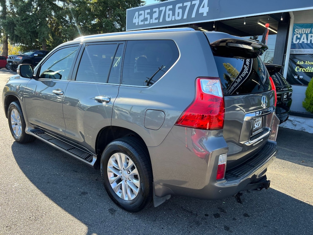 2011 Lexus GX 460 Luxury photo 4