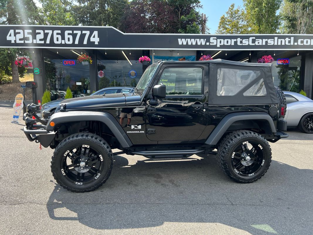 2009 Jeep Wrangler X photo 2