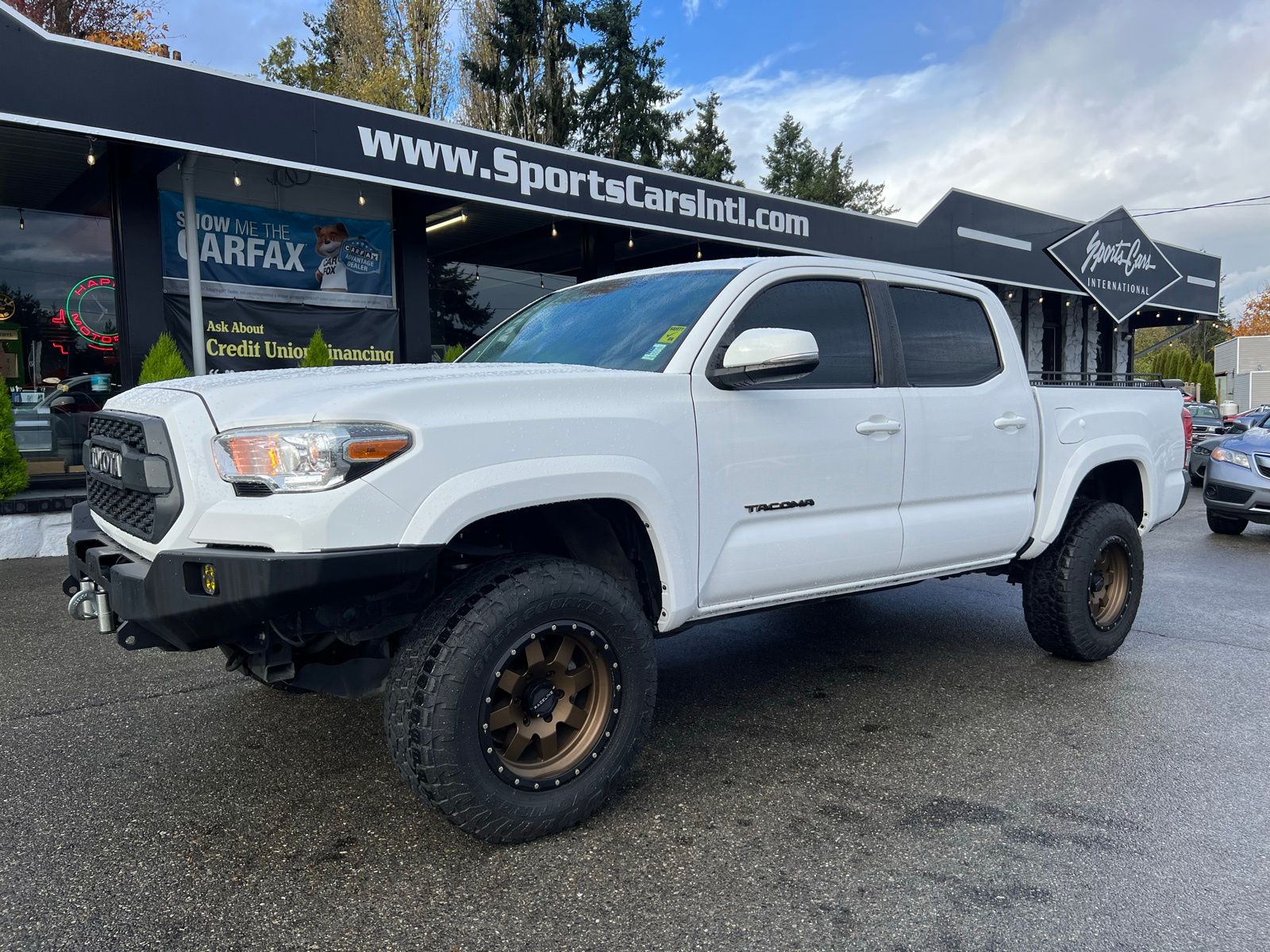 2020 Toyota Tacoma SR5's photo
