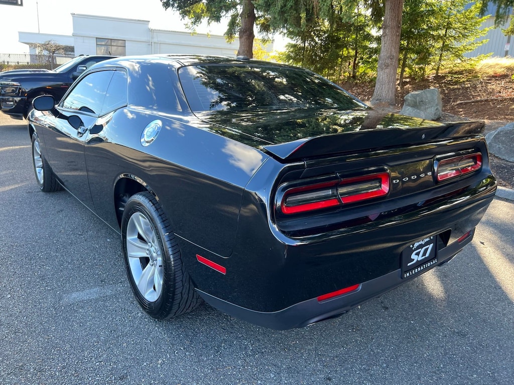 2018 Dodge Challenger SXT photo 4
