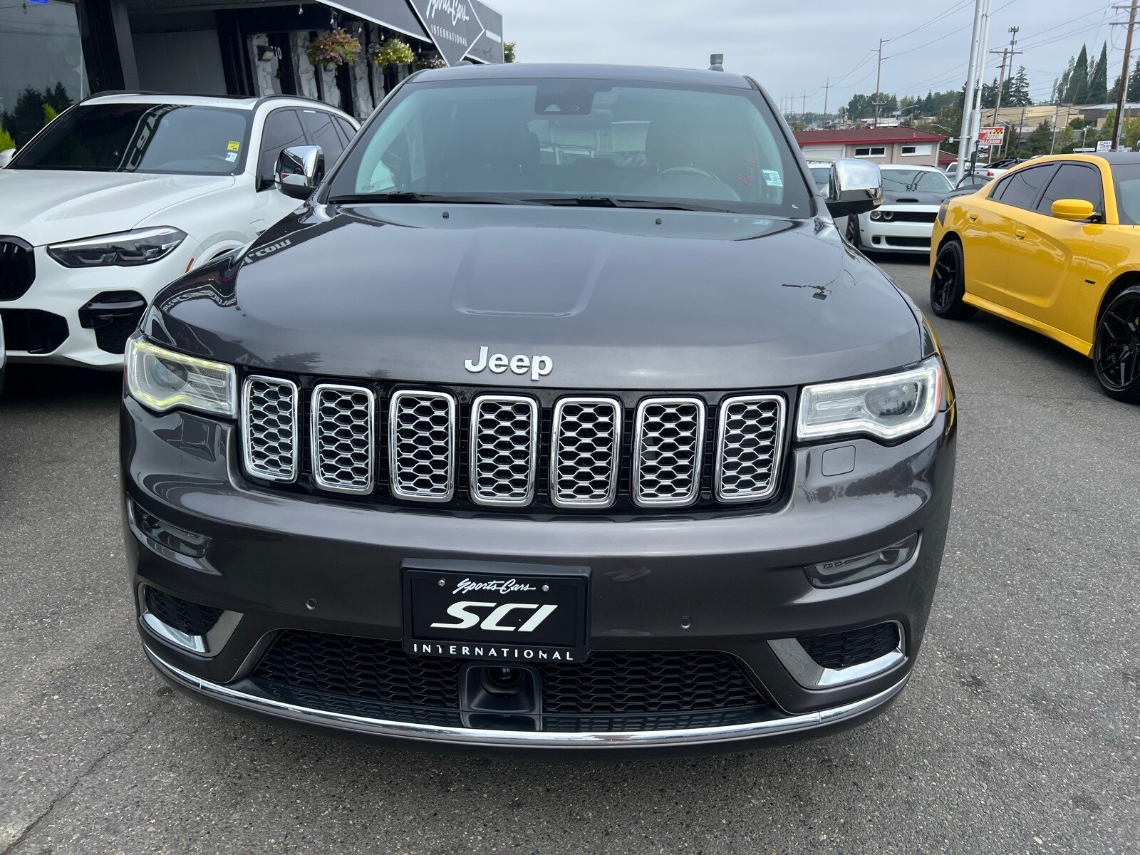 2017 Jeep Grand Cherokee Summit photo 3