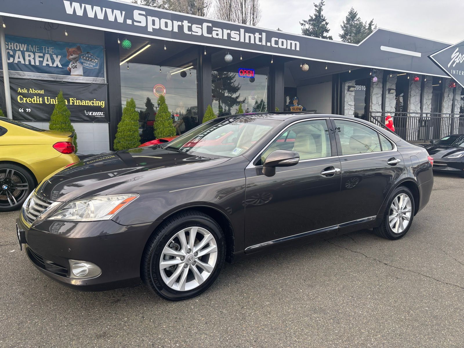 2011 Lexus ES 350's photo