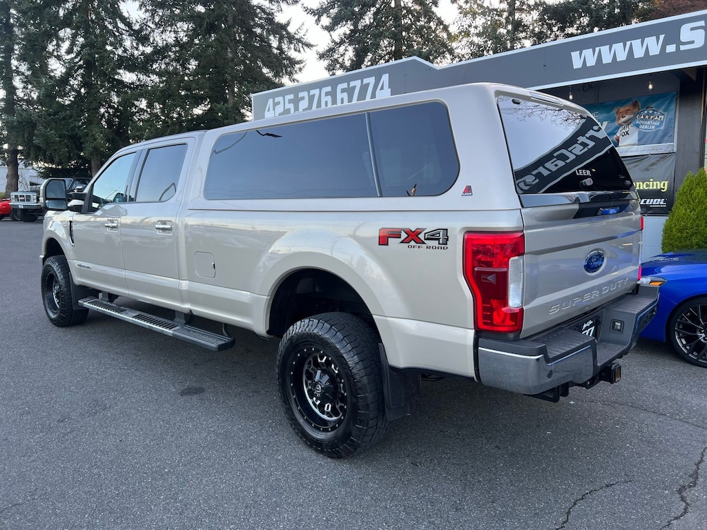 2017 Ford F-350 photo 3