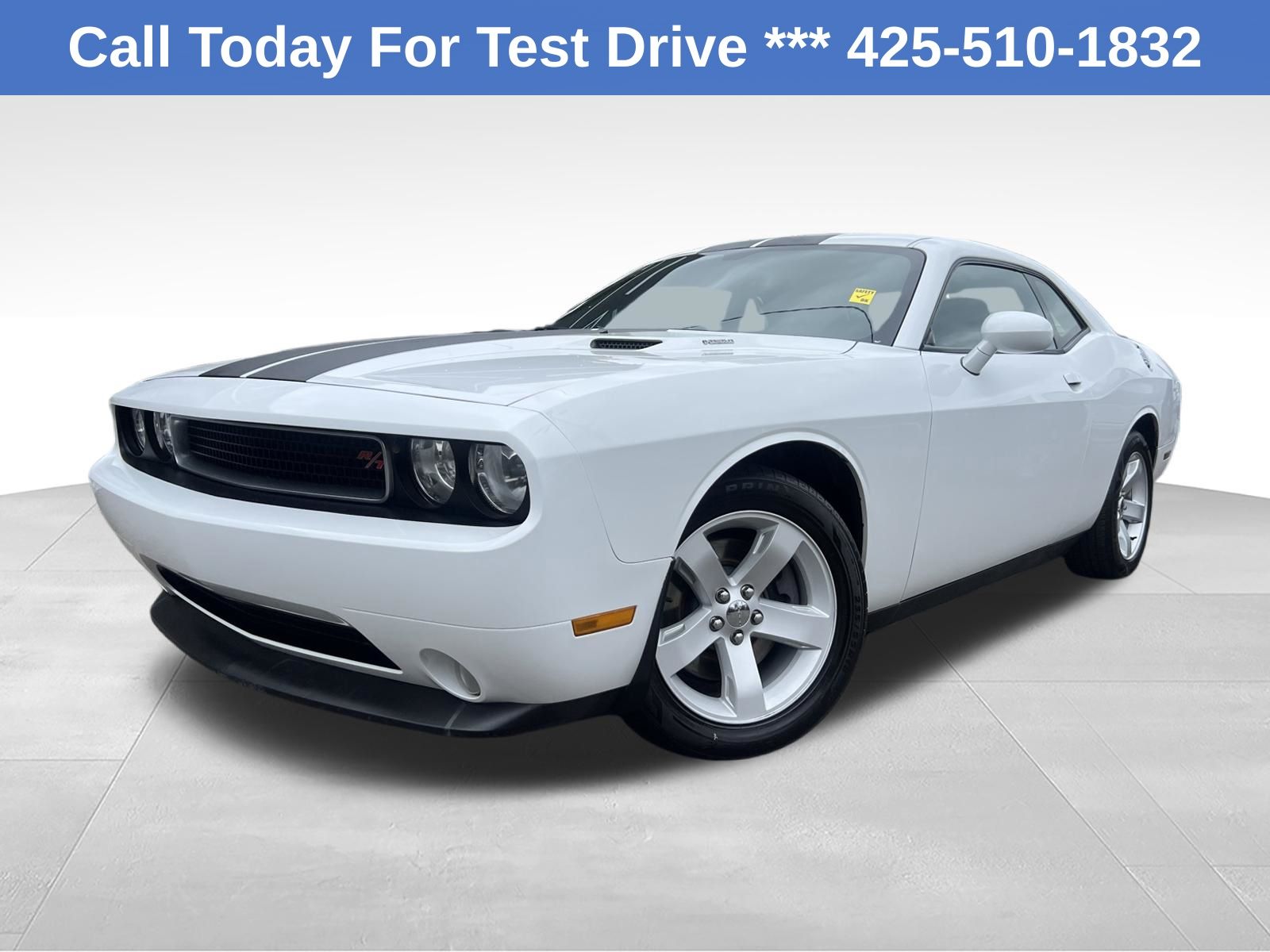 2012 Dodge Challenger R/T's photo