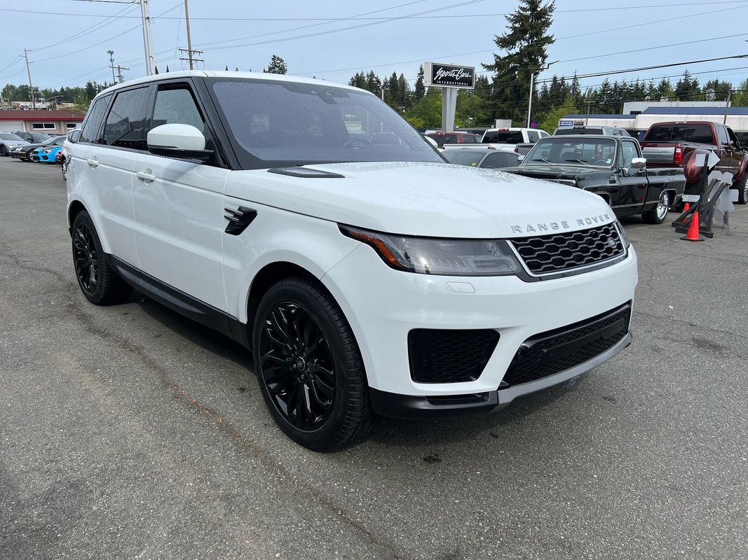 2018 Land Rover Range Rover Sport SE photo 3