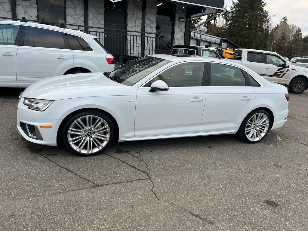 2019 Audi A4 Quattro Premium Plus photo 2