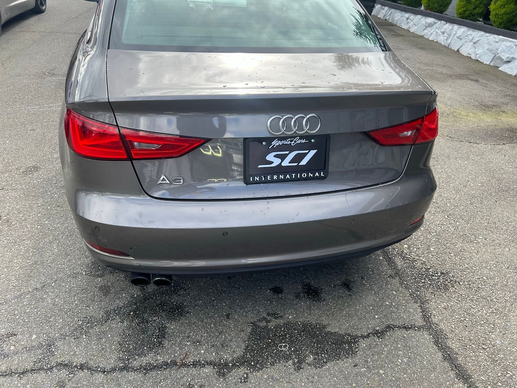 2015 Audi A3 1.8T Premium photo 4