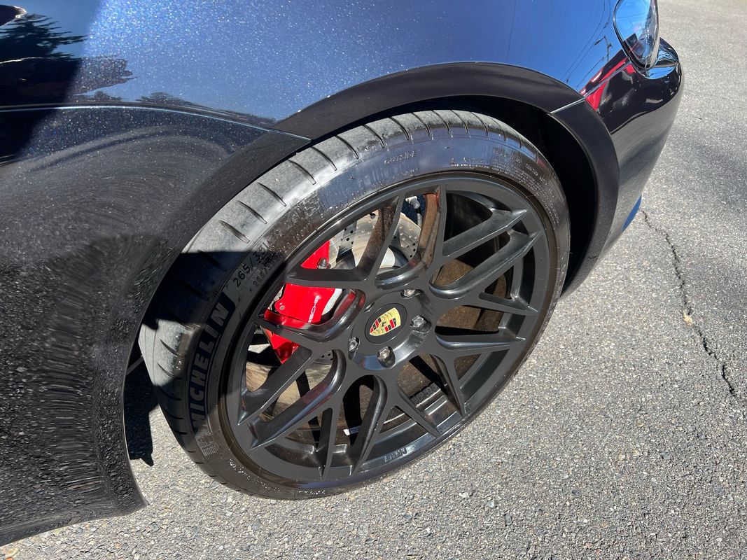 2019 Porsche Cayman GTS photo 4