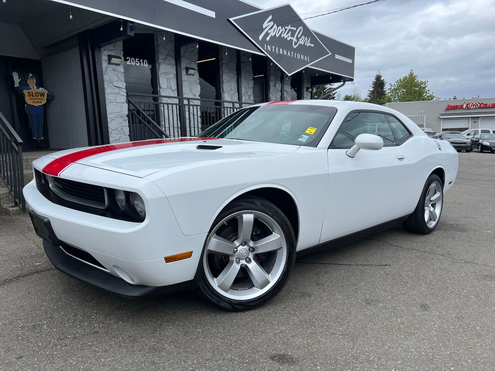 2014 Dodge Challenger SXT's photo