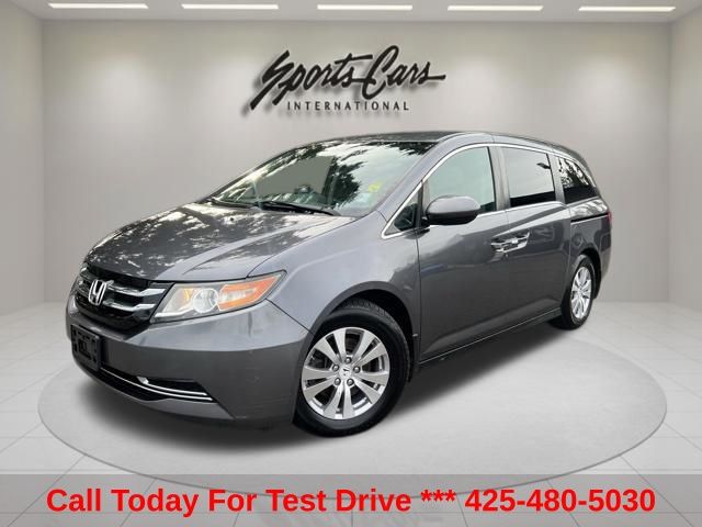 2016 Honda Odyssey SE's photo