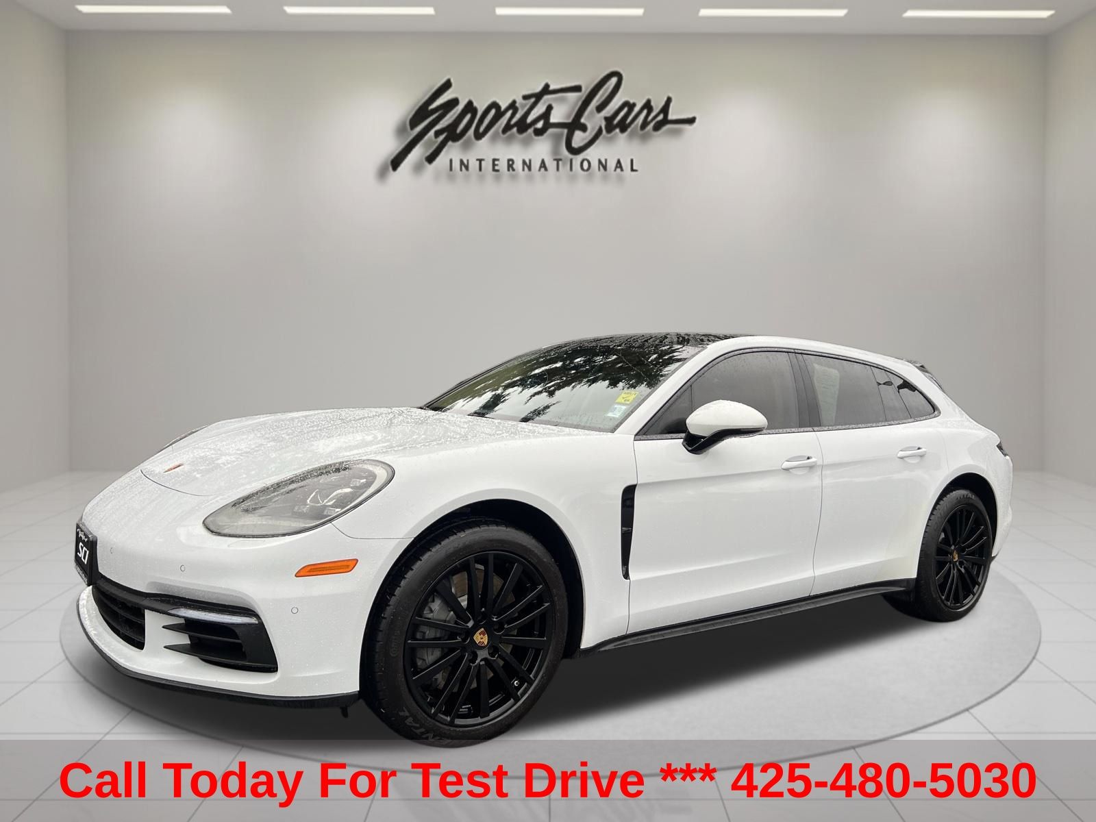 2018 Porsche Panamera 4S Sport Turismo's photo