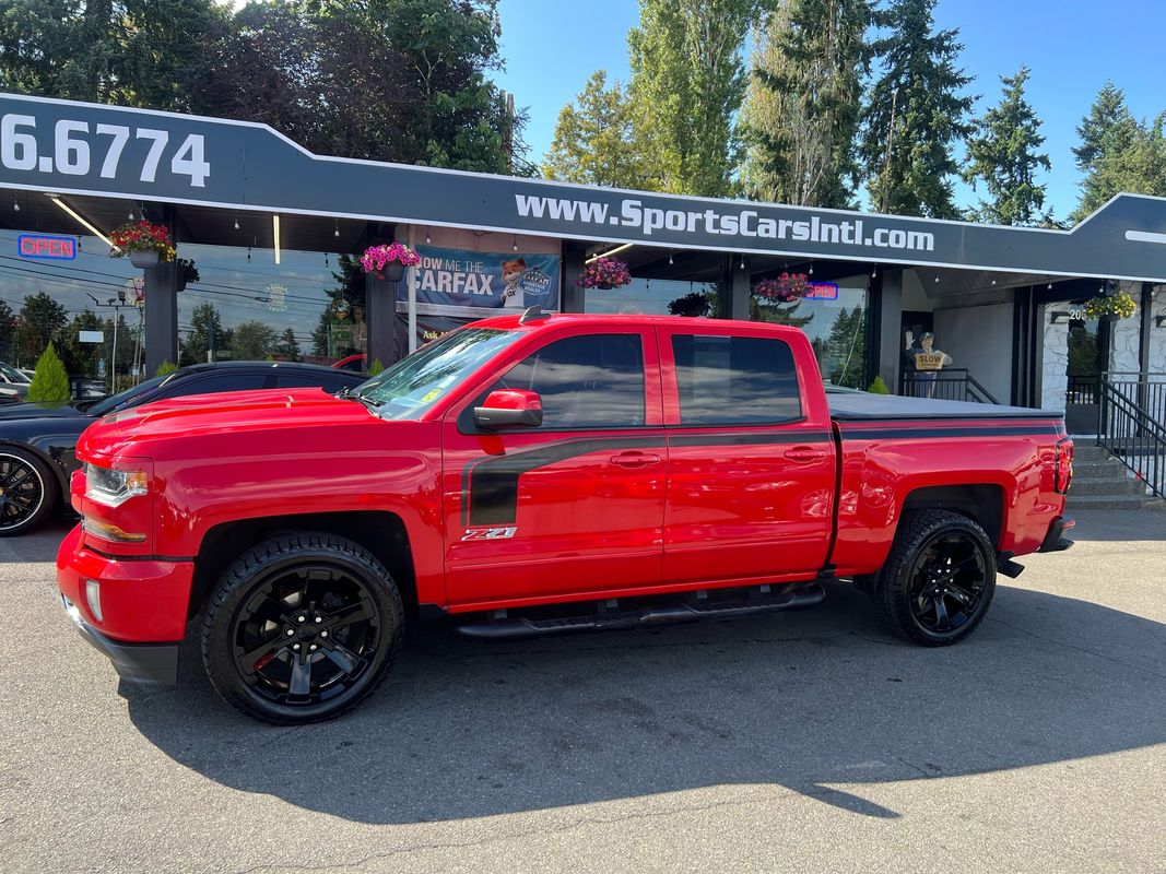 2016 Chevrolet Silverado 1500 LT photo 2