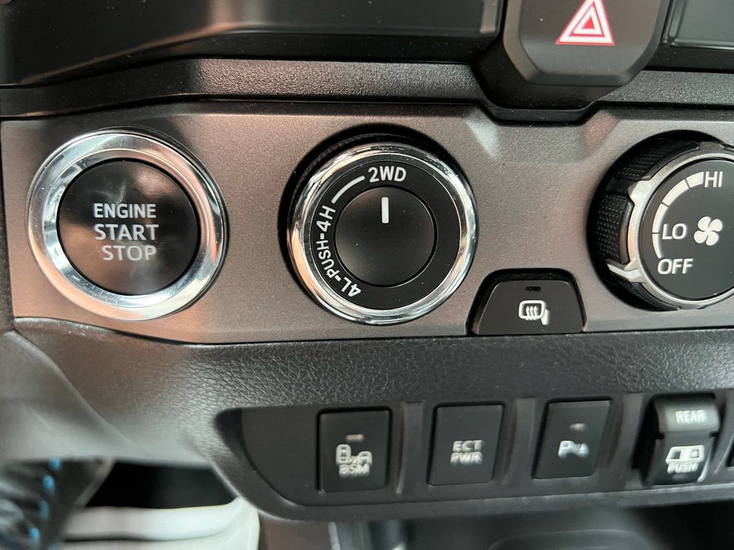 2019 Toyota Tacoma TRD Sport - Photo 17