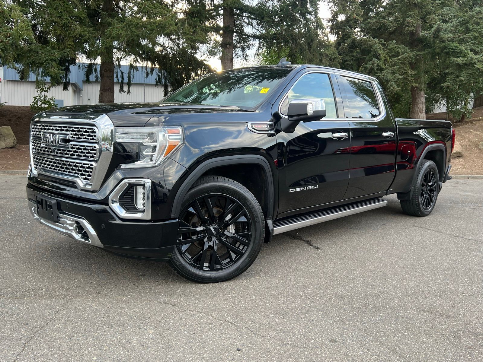 2019 GMC Sierra 4WD Crew Cab Standard Box's photo
