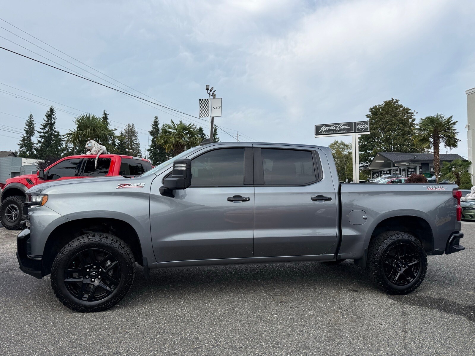 2022 Chevrolet Silverado 1500 LT Trail Boss photo 2