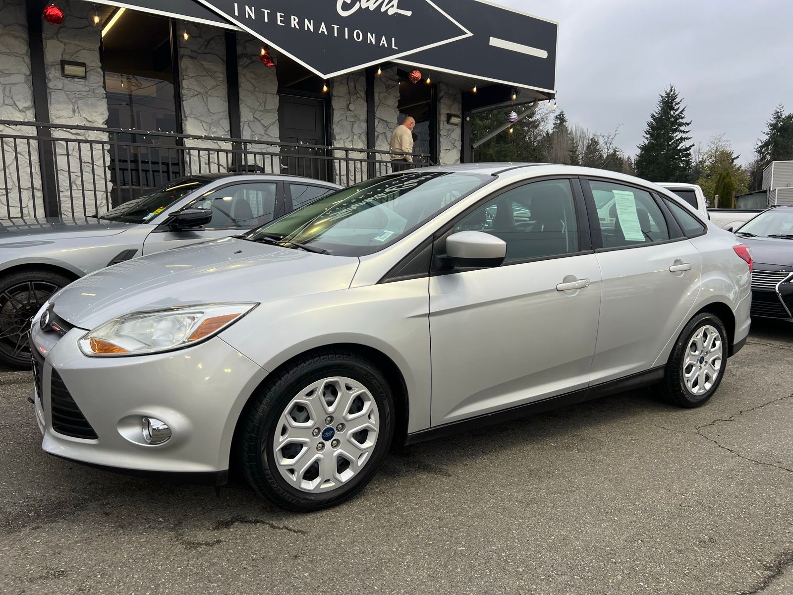 2012 Ford Focus SE's photo