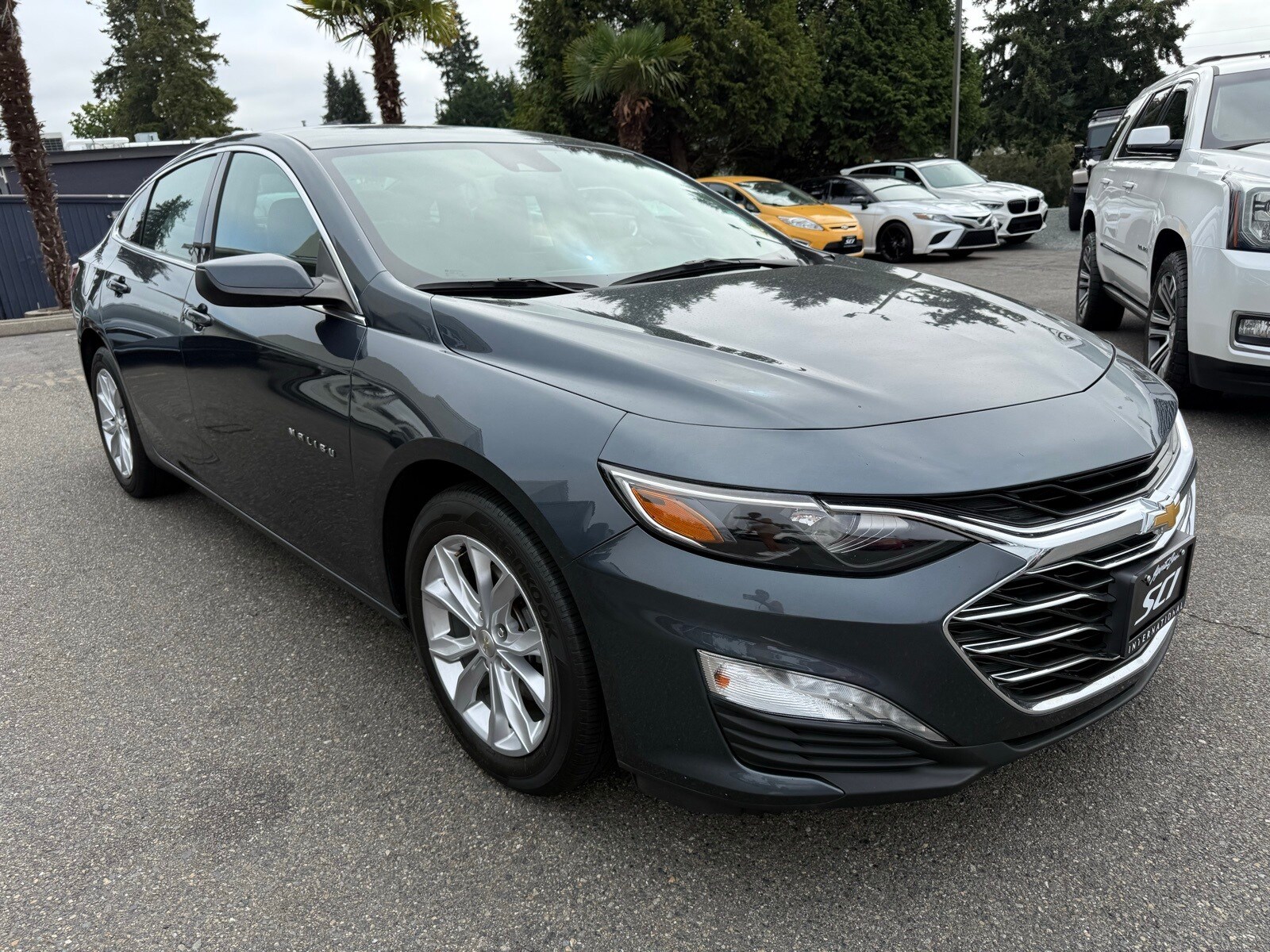 2021 Chevrolet Malibu 1LT photo 3