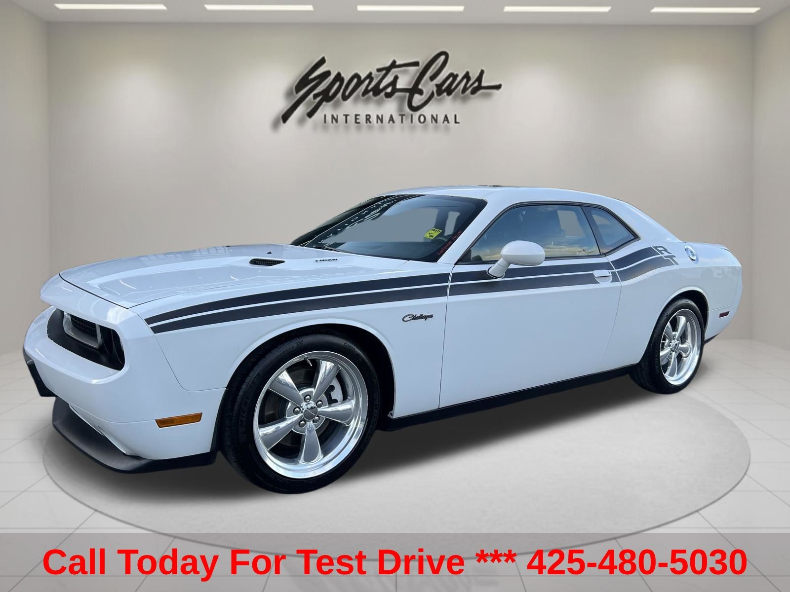 2012 Dodge Challenger R/T's photo