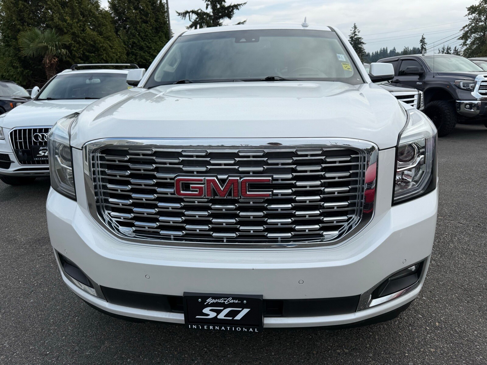 2018 Gmc Yukon Denali photo 2