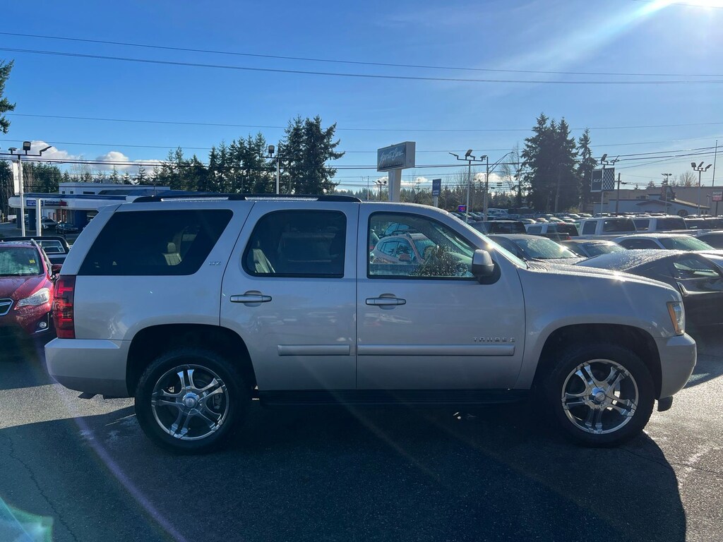 2007 Chevrolet Tahoe LTZ photo 4