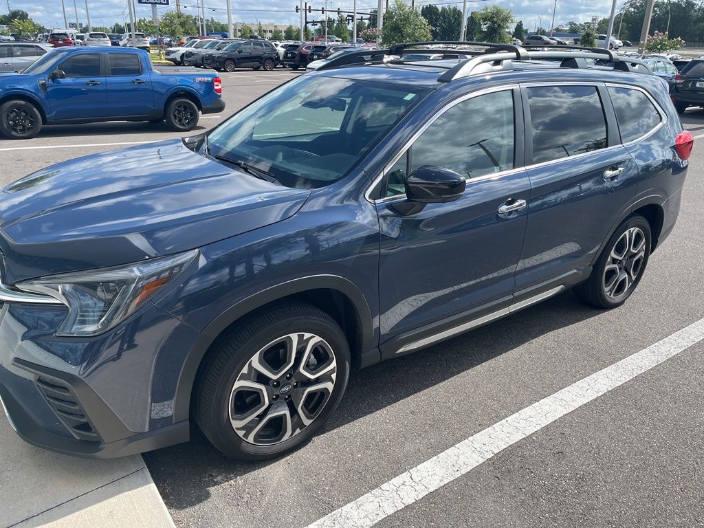2024 Subaru Ascent Touring's photo