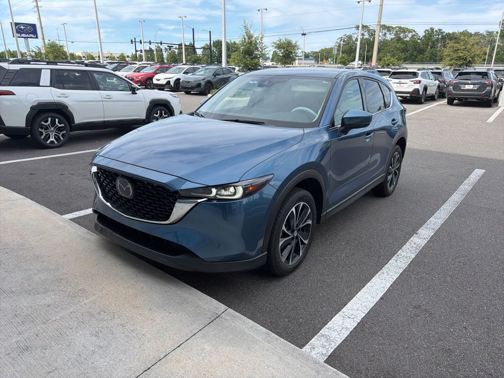 2023 Mazda CX-5 S Premium package Auto AWD's photo