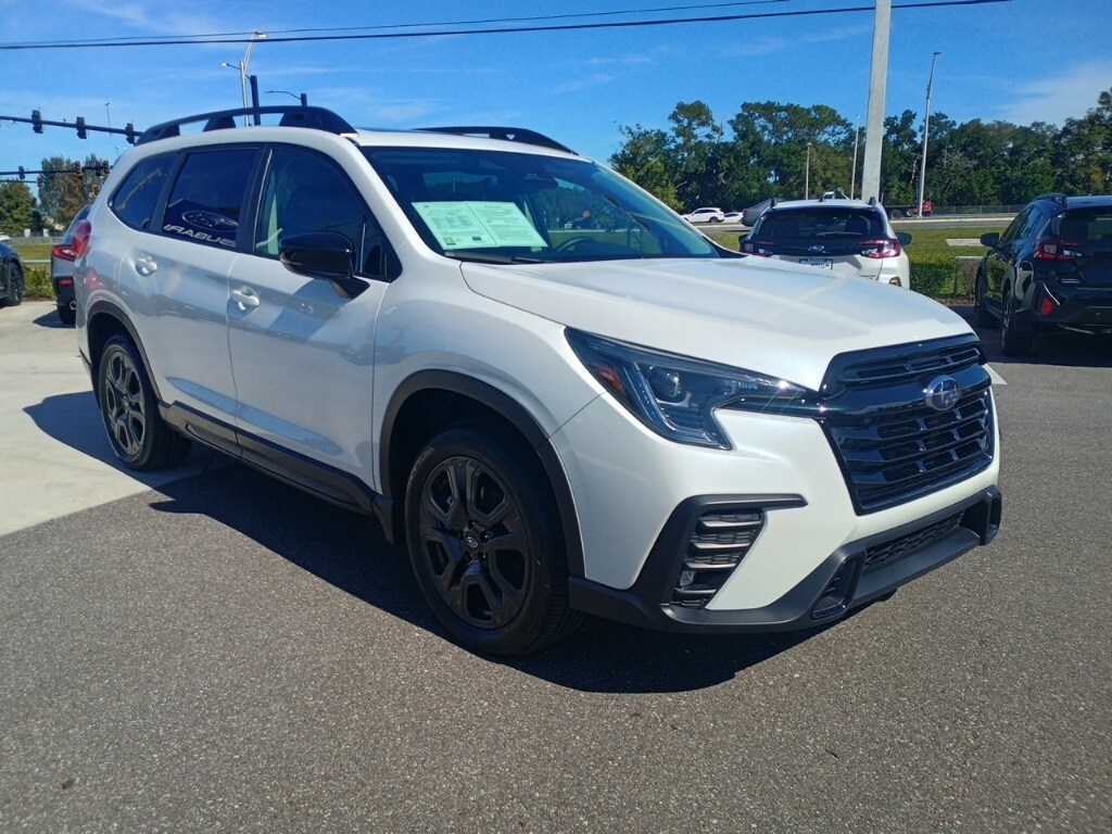 2025 Subaru Ascent Onyx Edition photo 2