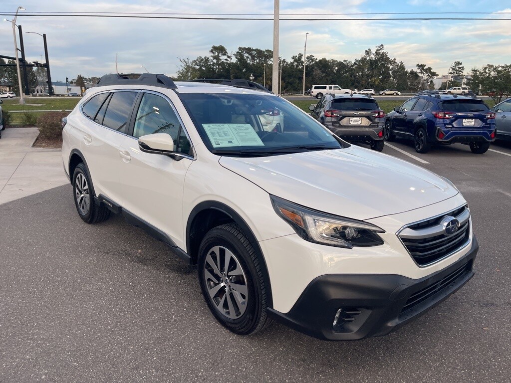 2022 Subaru Outback Premium photo 3