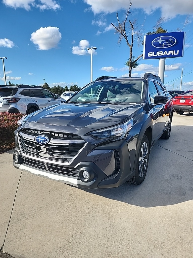 2025 Subaru Outback Limited's photo