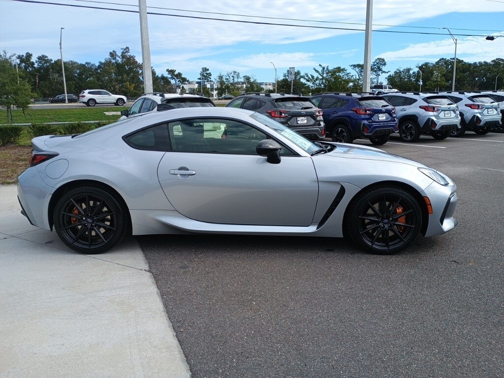 2025 Subaru BRZ tS photo 4