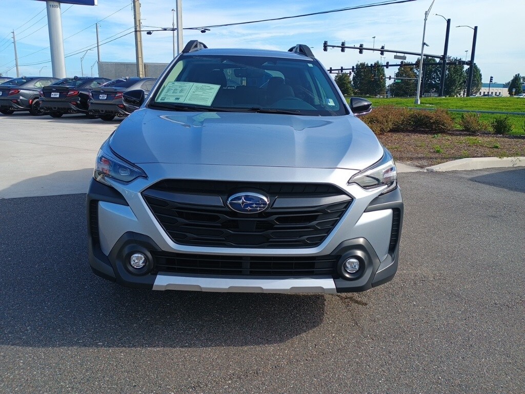 2025 Subaru Outback Limited photo 2