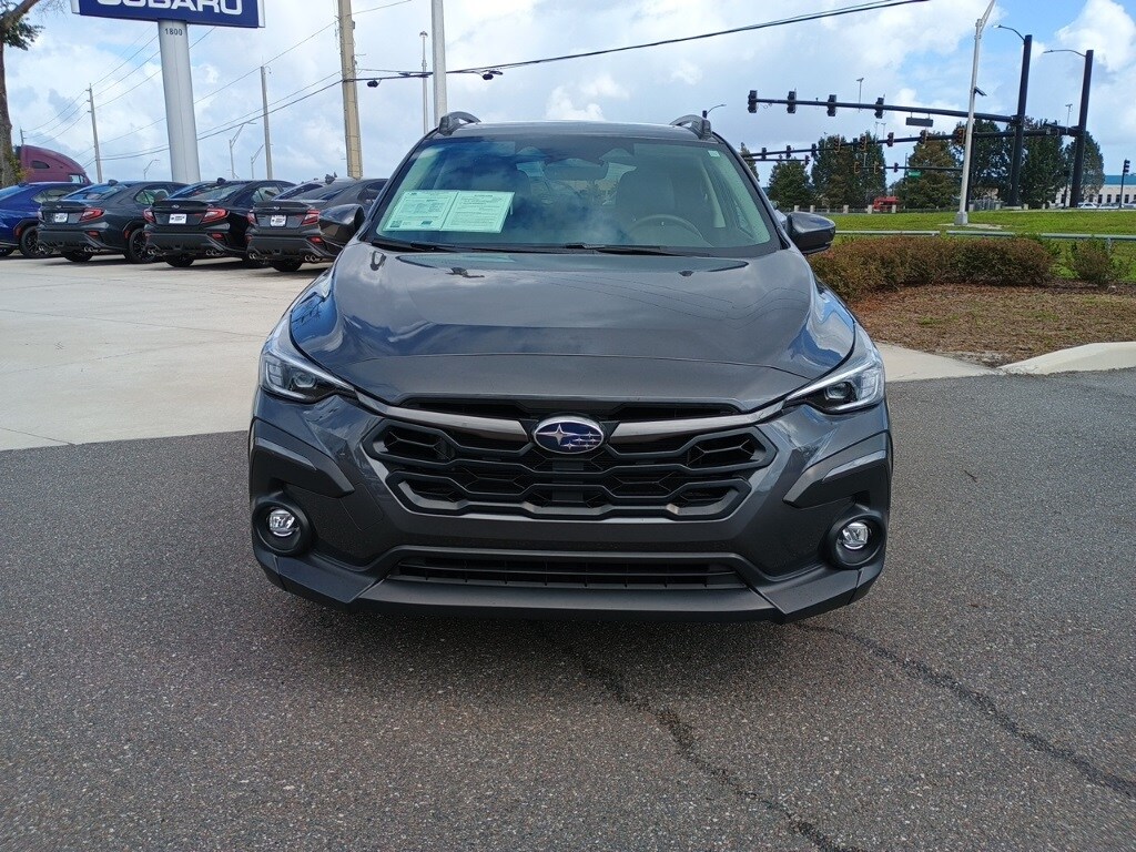 2025 Subaru Crosstrek Limited photo 2