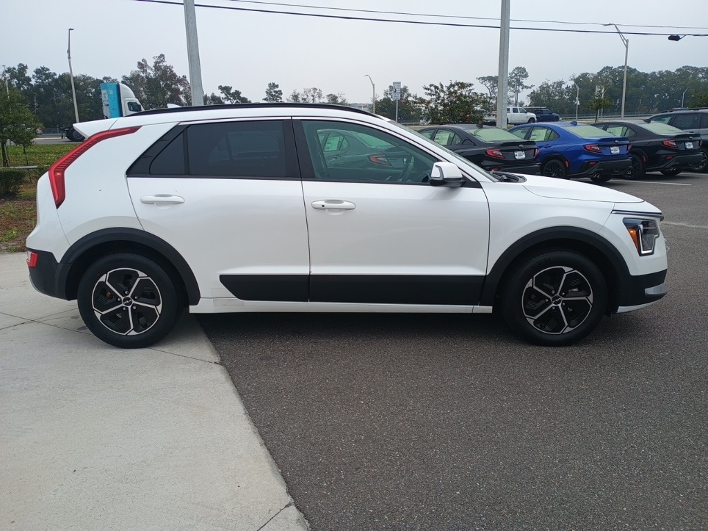 Used 2023 Kia Niro EX SUV