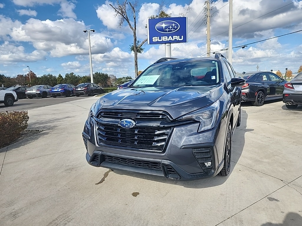 2023 Subaru Ascent Onyx Edition's photo