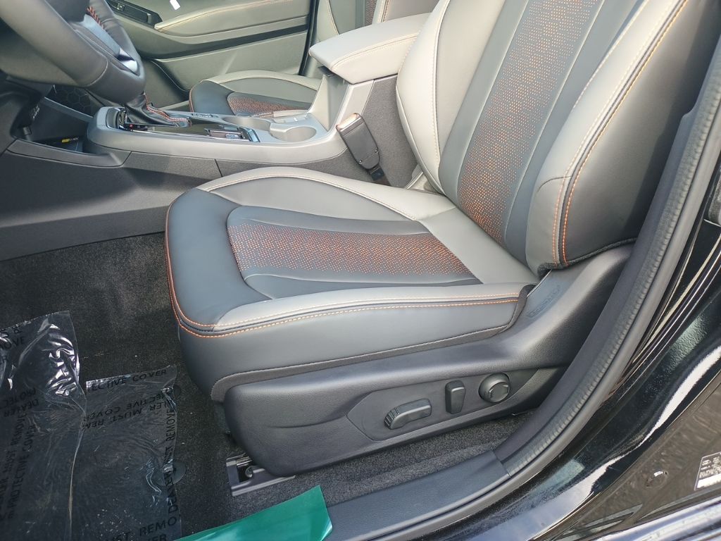 2026 Subaru Crosstrek Limited - Photo 9