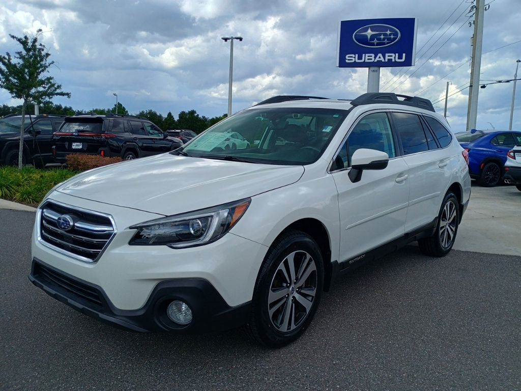 2019 Subaru Outback 2.5i Limited's photo