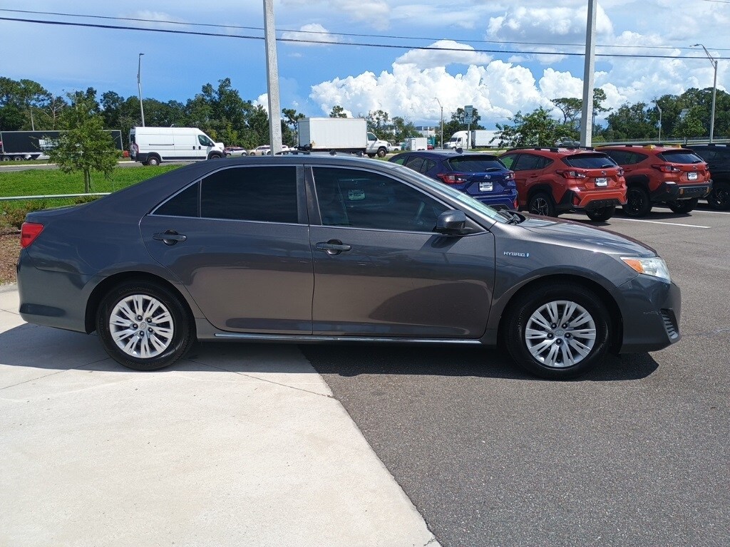 2013 Toyota Camry Hybrid LE photo 4