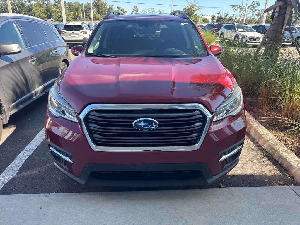 2022 Subaru Ascent Limited photo 2