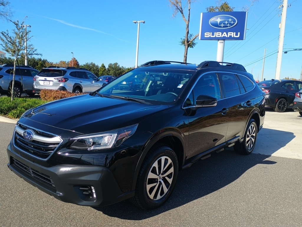 2022 Subaru Outback Premium's photo